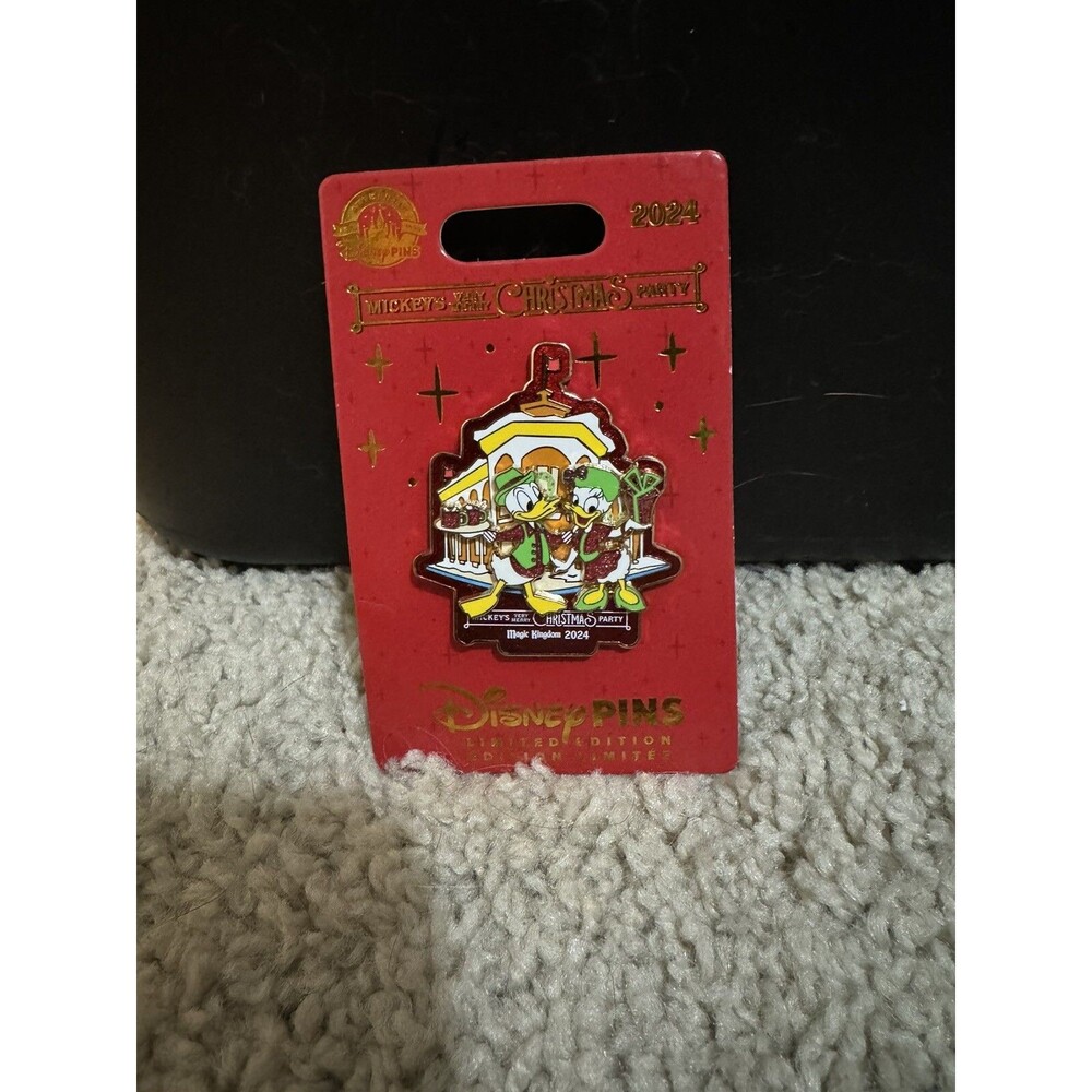 2024 Disney Mickey's Very Merry Christmas Party Pin Donald & Daisy Duck MVMCP LE